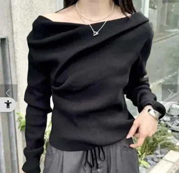 mystic 오프숄더 립 니트