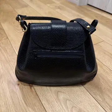 블랙 크로커다일풍 숄더백