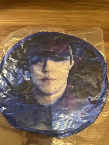 FANTASTICS 세카이 가챠 쿠션 레어