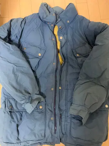 walrus 다운 자켓