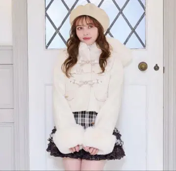 비쥬 리본 숏 푸드코트