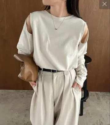 CAPRICIEUX LE'MAGE 멀티WAY 슬릿 롱T