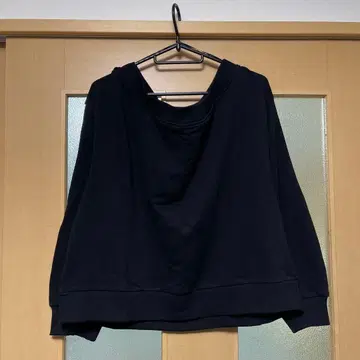 H&M 에이치앤엠 오프숄더 트레이닝복 블랙 M 택 포함 미사용 새상품