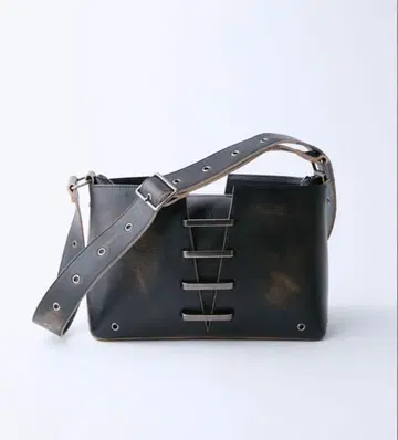 GRANCY 빈티지 스타일 가죽 백