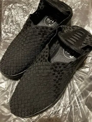 GOMU 56 슬립온 통굽 메쉬 라메 블랙 M 23