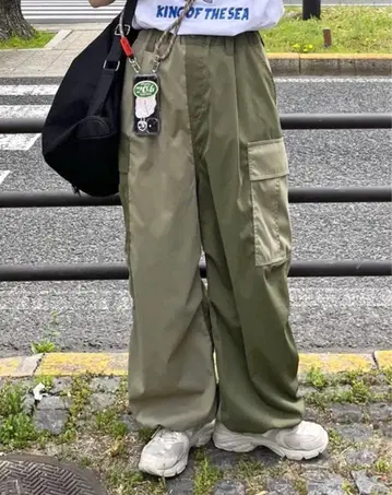 CPCM 트윌 카고 팬츠 카고 팬츠 올리브