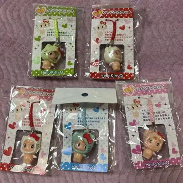헬로키티 & 산리오 캐릭터 스트랩 5개 세트