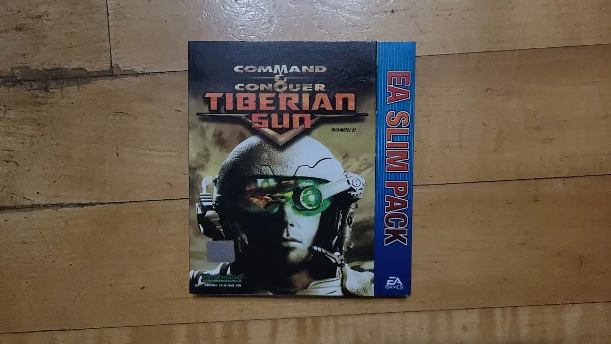 Command & Conquer Tiberian Sun PC Game Sealed New (EA Slim Pack)