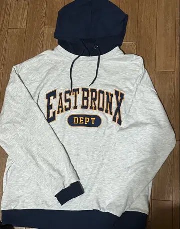 East Bronx 후드 부착 후드티