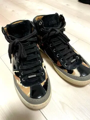 JIMMY CHOO 애니멀 무늬 하이컷 스니커즈