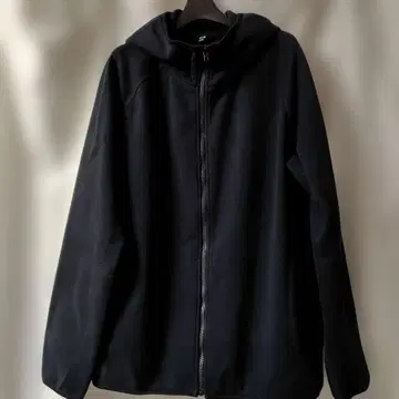 유니클로 후드 부착 자켓