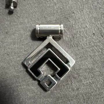 코란토테 목걸이