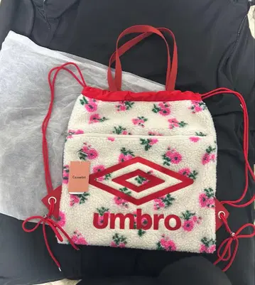 캐서리니 x umbro 콜라보 냅색