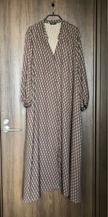 베르메이유 페예나 V넥 롱 원피스