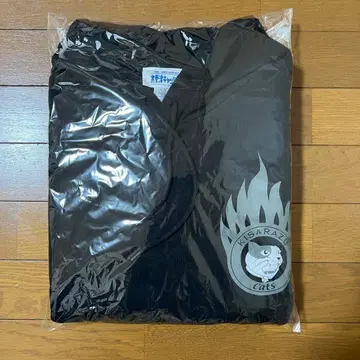 키사라즈 캣츠아이 후드티 M 사이즈