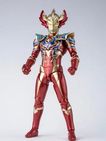 피규아트 울트라맨 타이가 트라이스트리움 레인보우