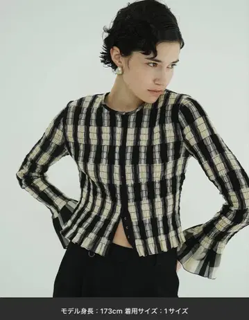 다나카 미나미 클라네 CLANE 셔링 디자인 블라우스