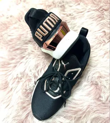 PUMA 스포티 스니커즈 블랙 23.5cm