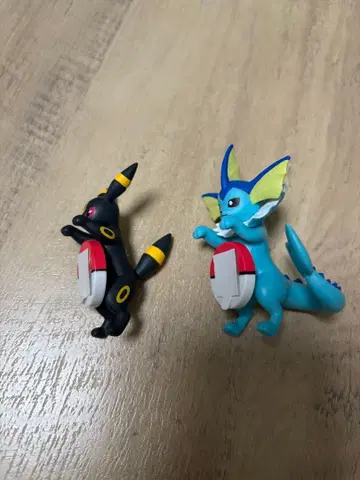 포켓몬 제일복권 F상 길거리 산책 쪼르르 친구 블래키 샤미드