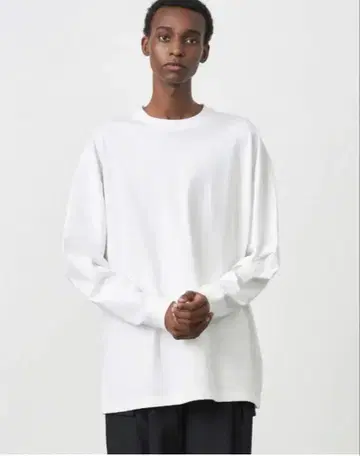 ATON 12/AirSpinning 루즈핏 롱슬리브 티