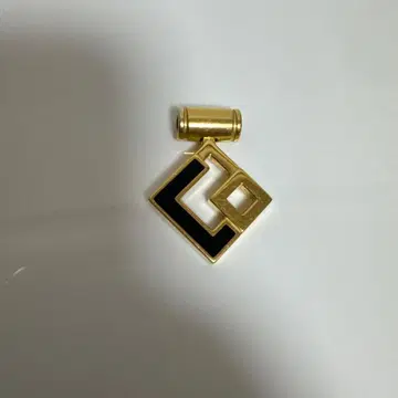 기하학적 디자인 골드 목걸이 부품