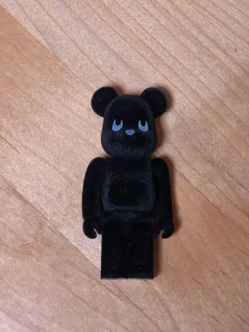 베어브릭 시리즈 10 CUTE 플로키 가공 베어브릭 100%