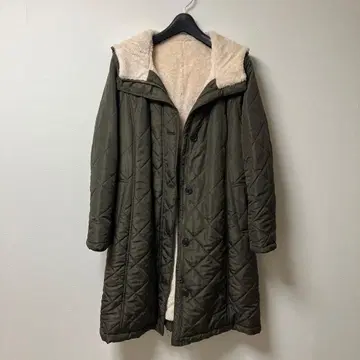 [ 미사용 ] 벨메종 보아 안감 퀼팅 롱 코트 LL 카키