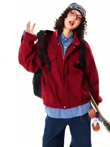 빨간색 플리스 점퍼