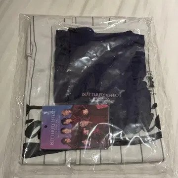 BUTTERFLY EFFECT 티셔츠와 특전 카드 세트