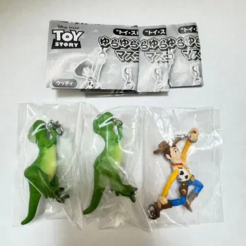 토이스토리 흔들흔들 이어지는 마스코트