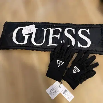 GUESS 장갑 머플러 세트