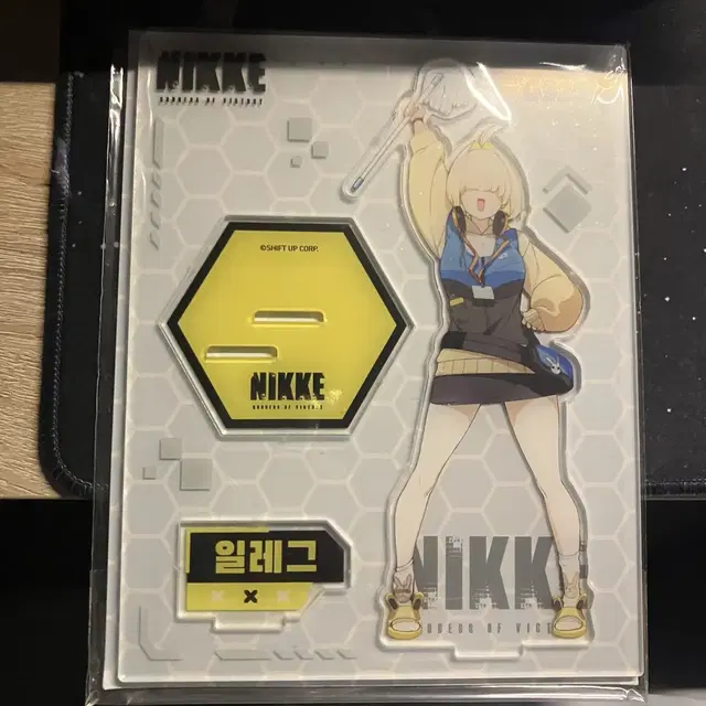 니케 GS25 콜라보 일레그 아크릴 스탠드 판매합니다.