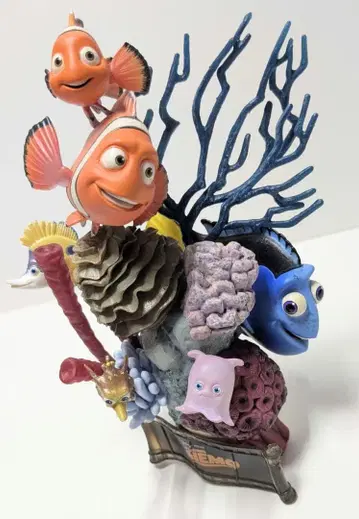 파인딩 니모 포메이션 예술