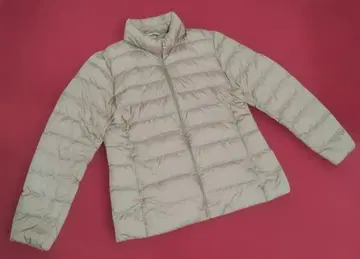 새상품급 UNIQLO 울트라 라이트 다운 자켓 사이즈 XL 베이지