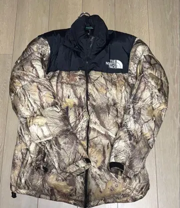 THE NORTH FACE NUPTSE JACKET XL