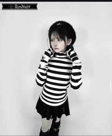 DimMoire 주름 니트 상의 보더