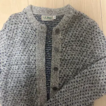 엘엘빈 치로리안 니트 스웨터 바즈아이 메탈 버튼 올 패턴