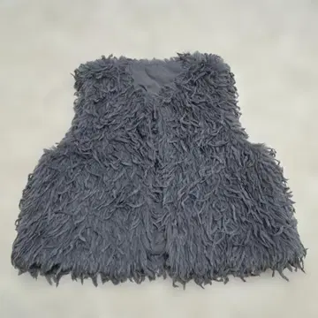 ATELIER SIX 프린지 퍼 베스트 그레이