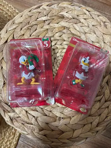 도날드 데이지 크리스마스 오너먼트 2025