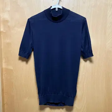 존스메들리 모크넥 니트