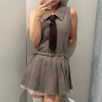 OLIVE des OLIVE 슬리브리스 넥타이 원피스