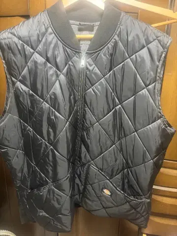 Dickies 다운 베스트 XL 사이즈