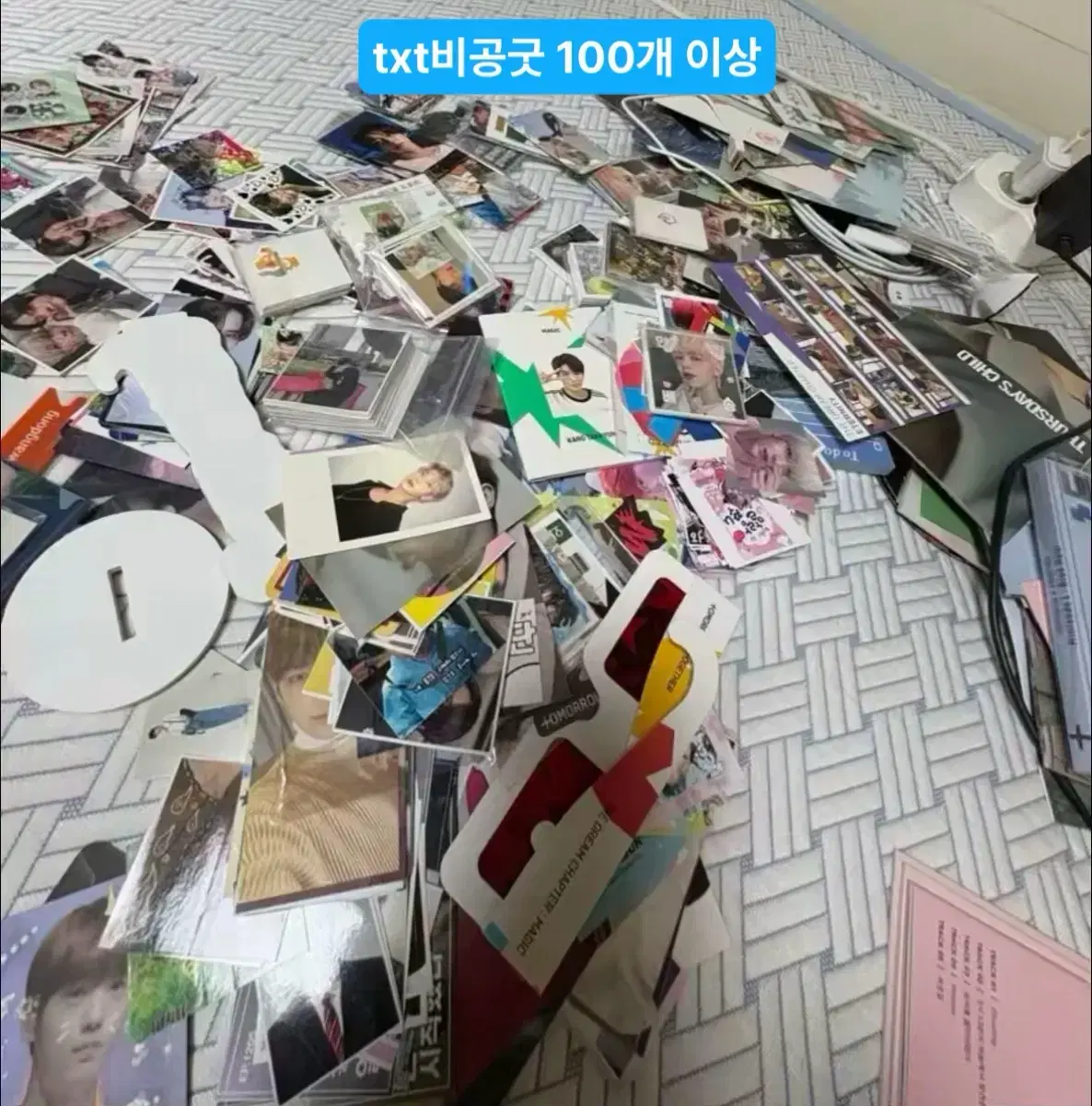 Tomorrow X Together unofficial goods (merchandise)