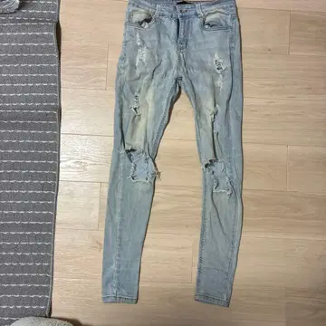 라이트 블루 스키니 데님