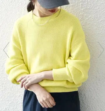 아제 컴팩트 크루넥 니트 풀오버