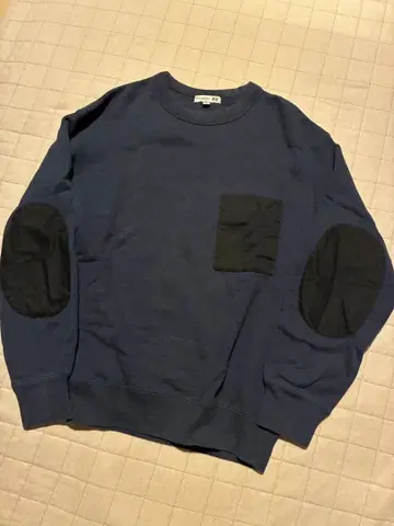 UNIQLO JW ANDERSON 네이비 맨투맨 S