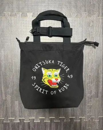 오니츠카타이거 토트백
