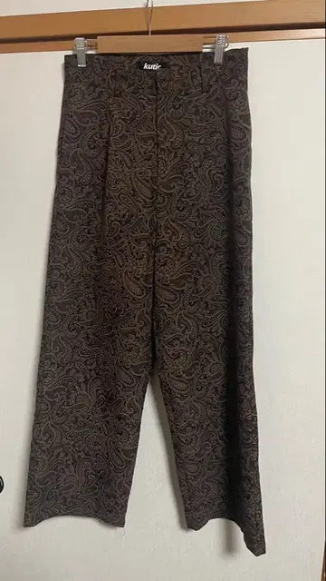 kutir 페이즐리 슬랙스 팬츠 브라운