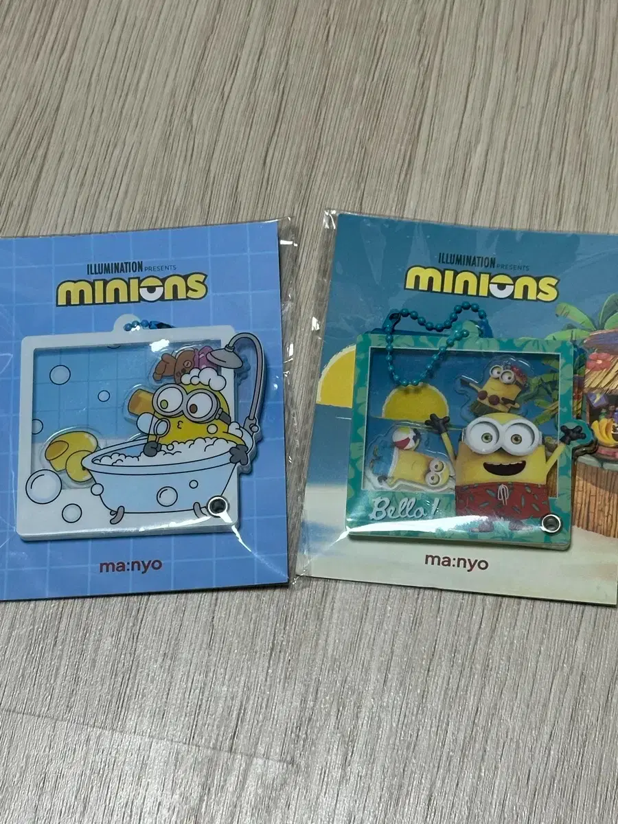 Bulk) Olive Young Manyo Minions Shaker Acrylic Keyring