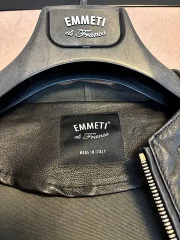 엠메티 EMMETI ITALO 이탈로엠메티 가죽